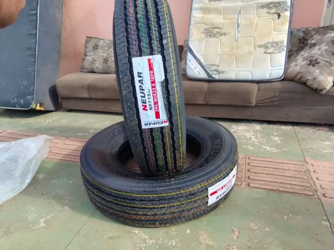 PNEUS 295/80/22.5 NOVOS NEUPAR 715 TENHA TAMBÉM DURABLE MESMA MEDIDAS ENTREGO ?