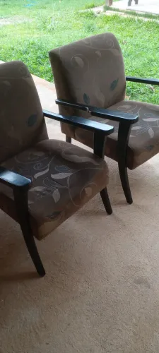 Vendo kit 2 poltronas rústicas madeira maciça
