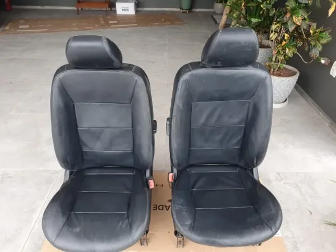 Vendo Jogo de Bancos Couro Original Elétrico Mercedes-Benz para Adaptação Troco Sorocaba V