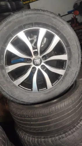 Rodas aro 16 Fiat Toro novas + 4 pneus Bridgestone 