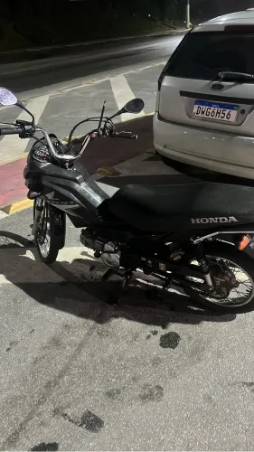 Pop 110i 2024 com apenas 8800km rodados!