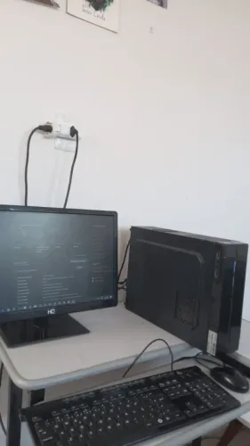 Desktop i5 - 500 Gb - 8 Gb RAM - Com Placa de Video Gforce G210