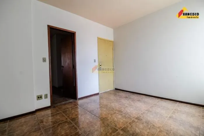 Apartamento para aluguel, 3 quartos, 1 suíte, Centro - Divinópolis/MG