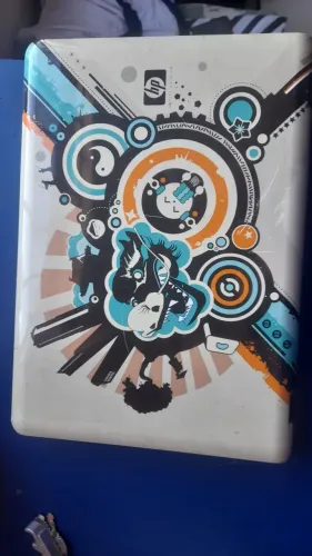 Dois notebooks com defeito