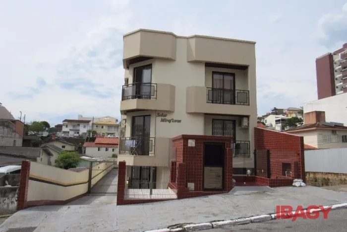 Excelente Apartamento 3 dormitório(s) em Canto - Florianópolis