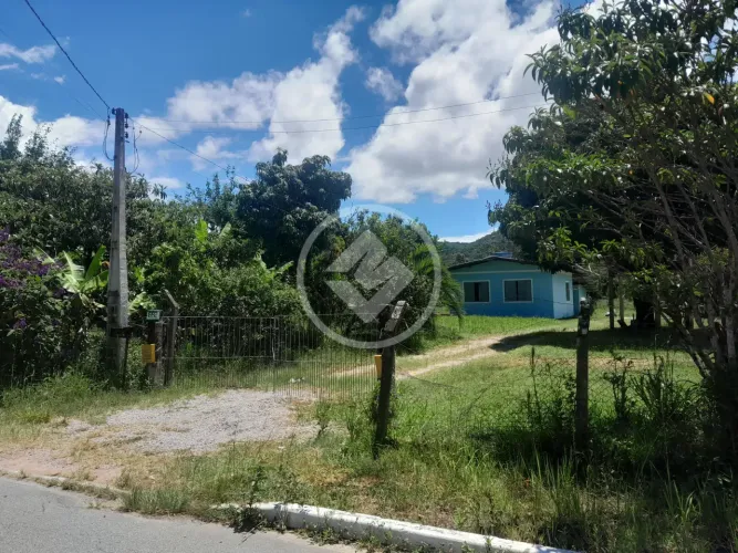 Sitio à venda no bairro Ratones, Florianópolis- SC codigo: 265596