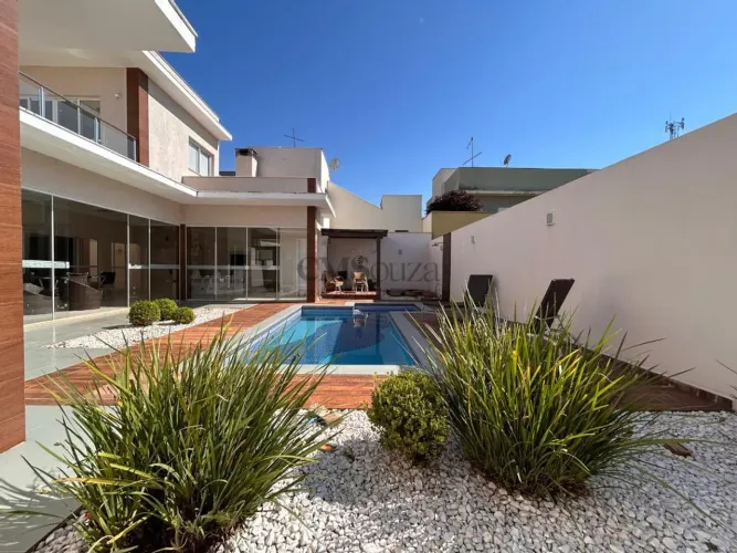 Casa para alugar no Condomínio Sonora 3 suítes, 346,19m², 6 vagas Terra Bonita, Londrina