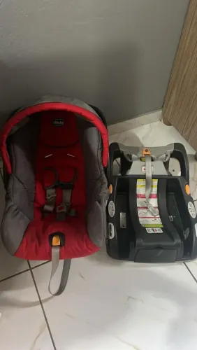 Bebe conforto com base CHICCO 