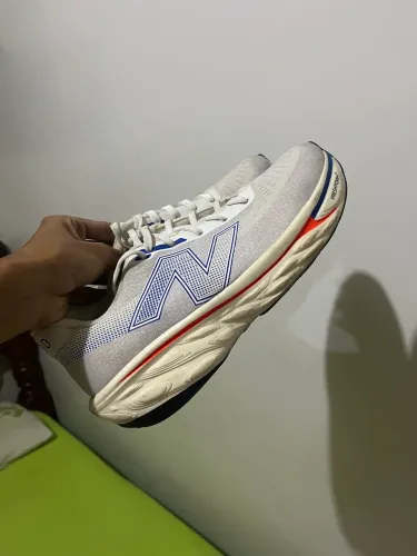 Sapato branco pra venda