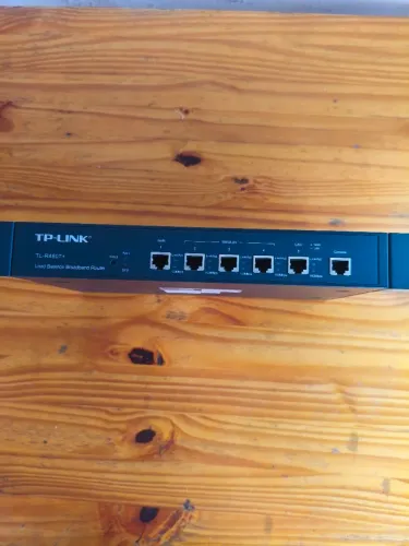 Load balance broadband router Tlr-480T+<br>Tlr-480T+<br>Tlr-480T+