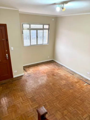Casa comercial na Rua Lino Coutinho, 194  80 m²