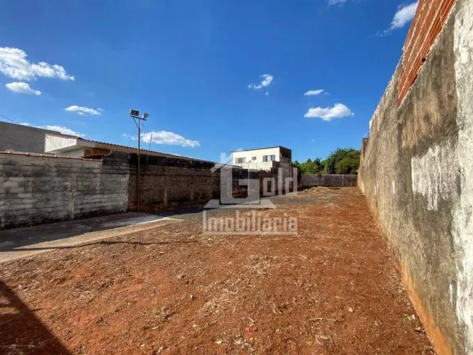 Terreno à venda com 458m² no Bairro Parque São Sebastião.