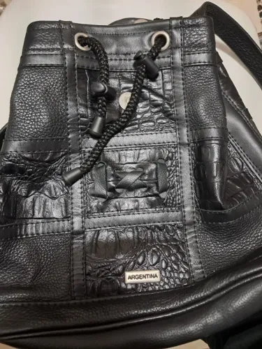 Bolsa 100 % Couro Argentina com Alça de Ombro