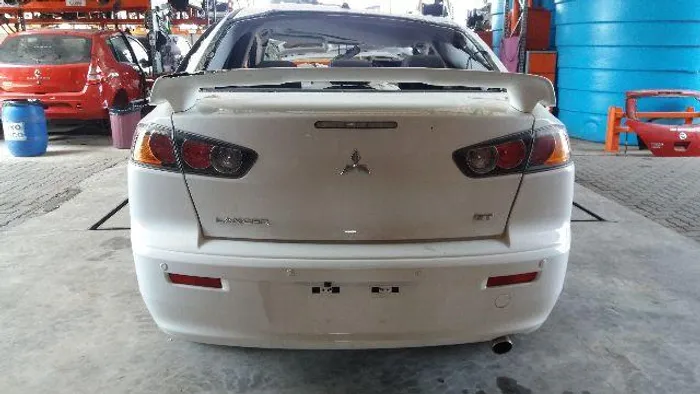 Peças usadas Mitsubishi Lancer 2012 2013 2.0 16V Gasolina 160cv câmbio automático