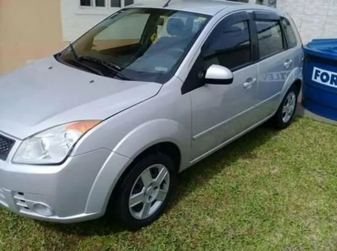 Fiesta 2008 para retirada de peças
