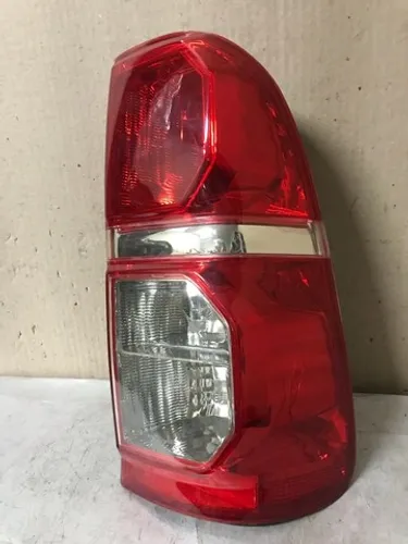 Lanterna Hilux Srv (paralela )