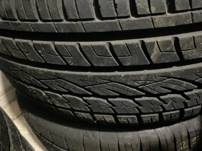 Pneu 255/50/19 Continental Crosscontact UHP a novo unidade valor mínimo 