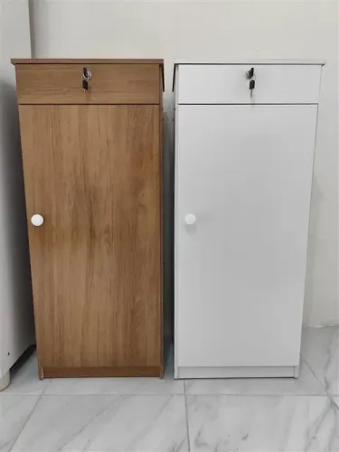 Sapateira pequena com gaveta
