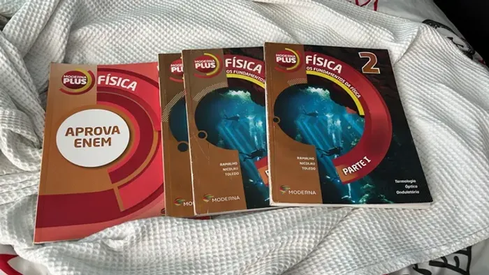 Livro física 2° ano ensino médio ISBN *0278