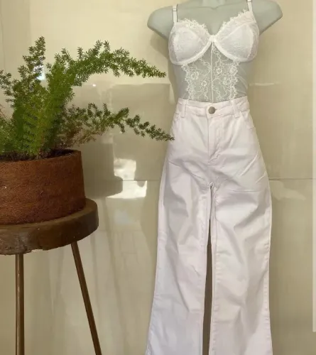 Calça Jeans Pantalona Branca - Tam 40 