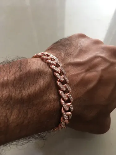 Pulseira dourada 20cm cravejado em zircônia