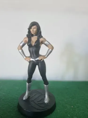 Miniatura Eaglemoss Dona Troy