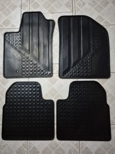 Jogo de Tapetes de Borracha Pulse Fastback Original Mopar