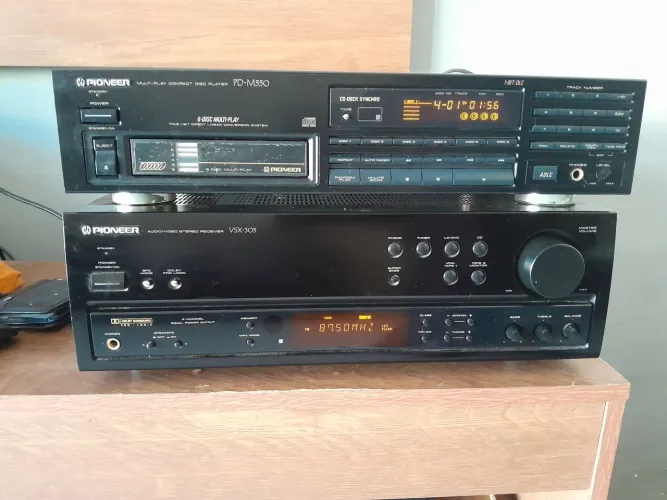 Receiver pioneer e disqueteira 6 CDs!