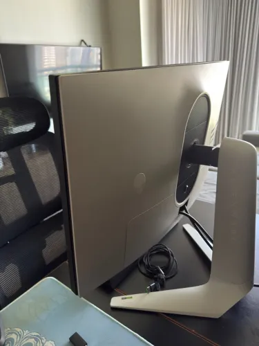 Monitor Alienware Gamer Qhd De 27" AW2723DF