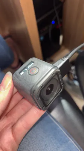 GoPro Hero4 Session Completa + Tripé + Cartão 64GB 