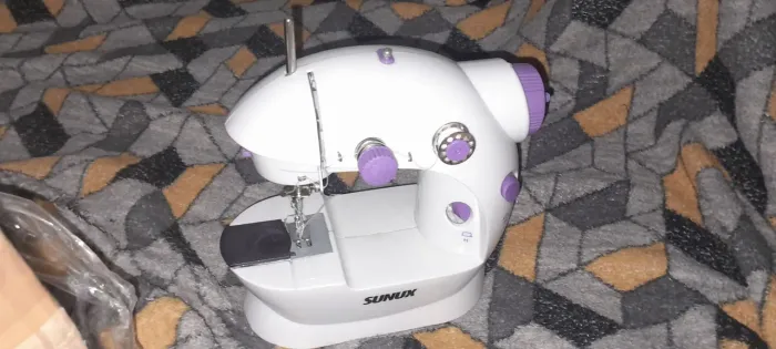 Máquina de costura Sunux