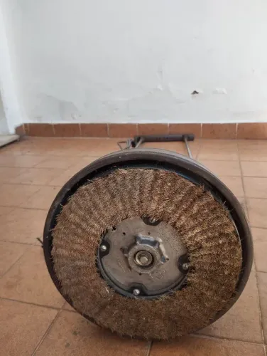 Máquina de Polir Piso - Usada