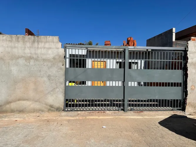 Casa SMPW QD 13 coqueiro 2