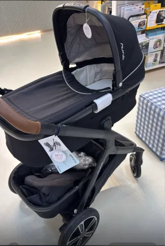 Carrinho de bebê Nuna