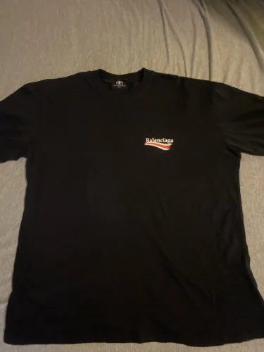 Camiseta Balenciaga 