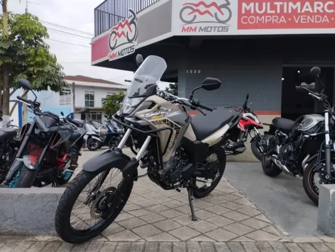 Honda / XRE 300 Sahara Adventure - 2025
