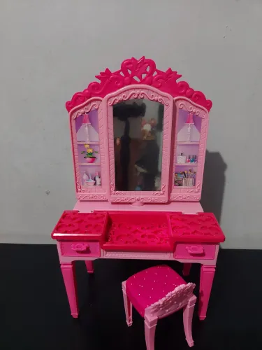 Penteadeira Barbie Centro de comando.