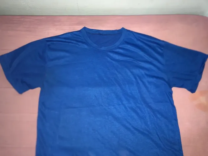 Camiseta Azul Confortável