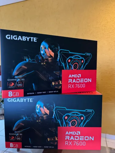 Placa de vídeo Rx 7600 8gb gigabyte RGB, Nova com garantia e Nf
