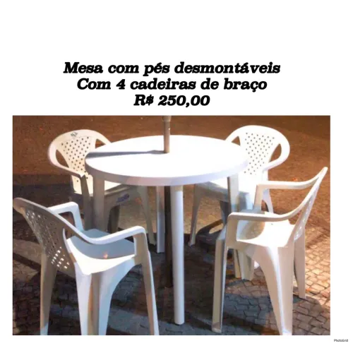Mesa e 4 cadeiras