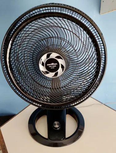 Ventilador Britania BVT 500 . 58 cm. 176 Watts.  Turbo. Novo N.F e Garantia 