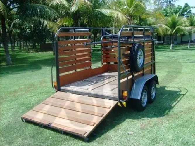 Carretinha reboque para animais 