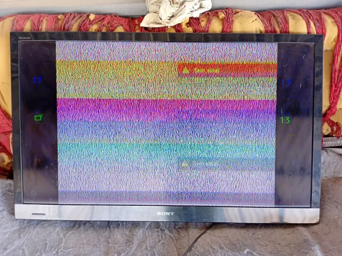 TV Sony Bravia com defeito na tela