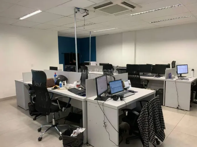 Sala comercial para aluguel, 90m² de área no Lourdes