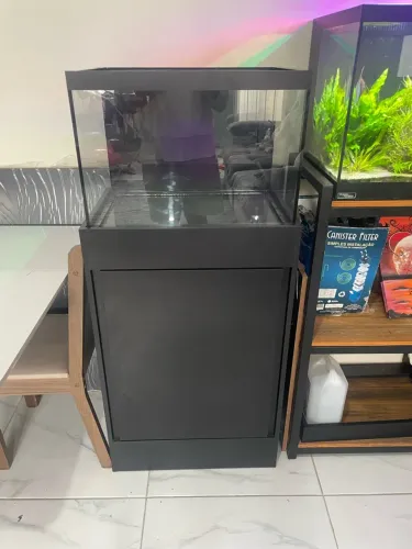 Aquario+base