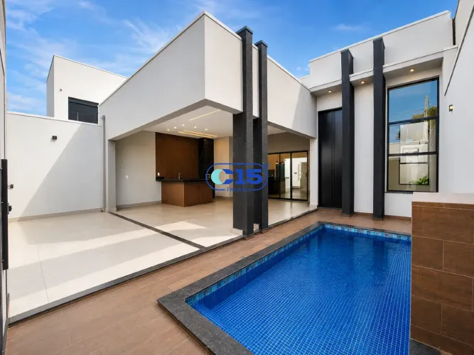VENDE-SE CASA DE ALTO PADRÃO COM ARQUITETURA MODERNA E EXCELENTE ILUMINAÇÃO NATURAL.