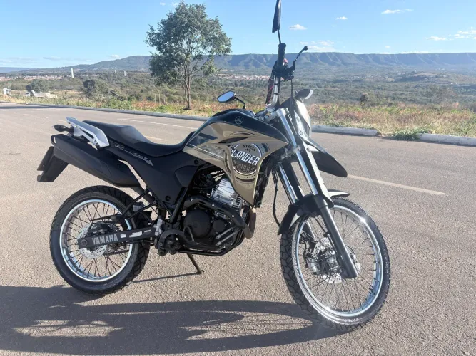 YAMAHA XTZ 250 LANDER 2022/2022 ? SUPER CONSERVADA!