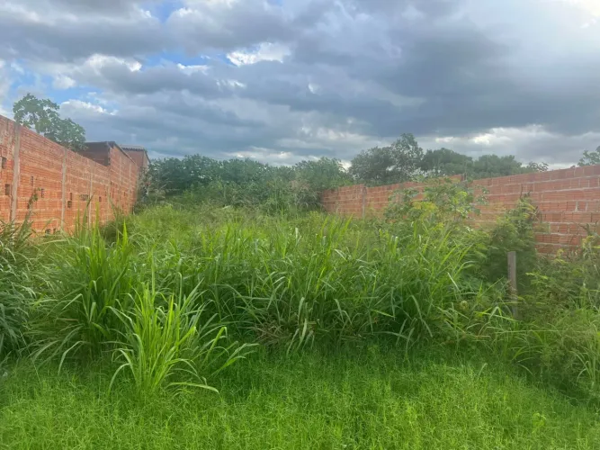 Vendo lote 10x20 rua 58 pedra 90