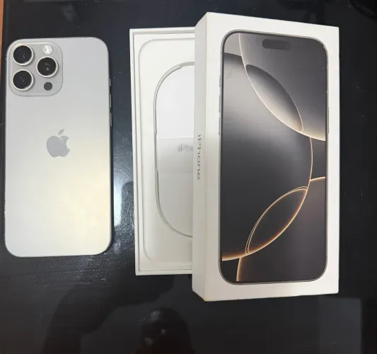 IPHONE PRO MAX TITANIUM 16 gigas 