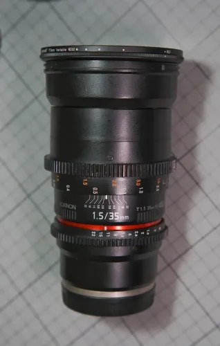 Lente Rokinon Cine 35mm T1.5 Sony
